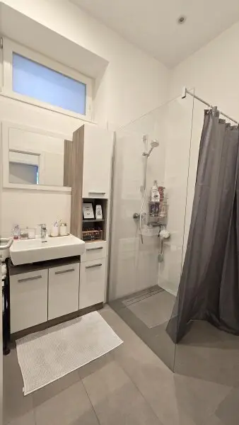 Wundervolle 2.Zimmer- Wohnung, Erdgeschoß, Barrierefrei, NäheU4/U6
