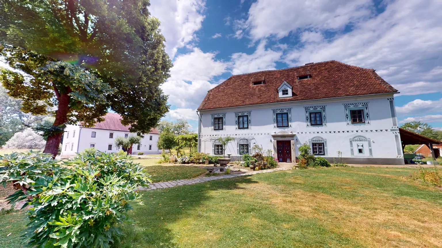 Historisches Anwesen I Herrenhaus I Reitstall I 10 Hektar Grund I Nähe Graz