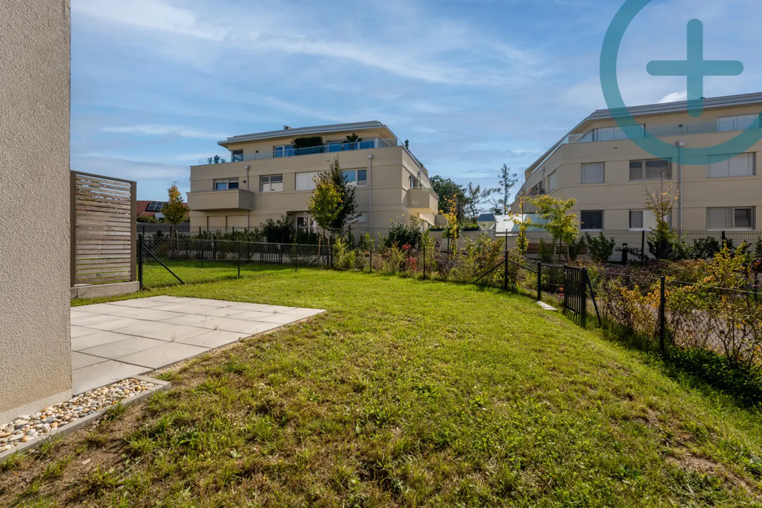 Modernes Familiendomizil inkl. Gartenruhe & Stadtnähe