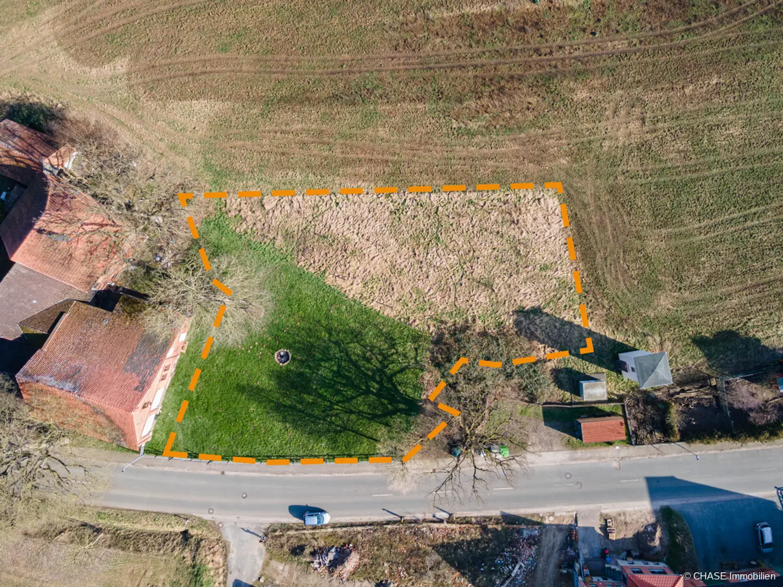 Gesamtes Grundstück - Luftansicht