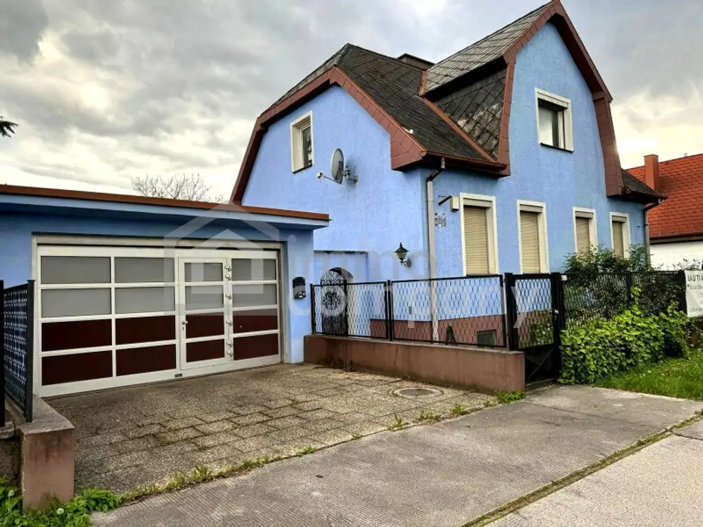 Einzigartiges Grundstück mit Einfamilienhaus und Ausbaupotenzial