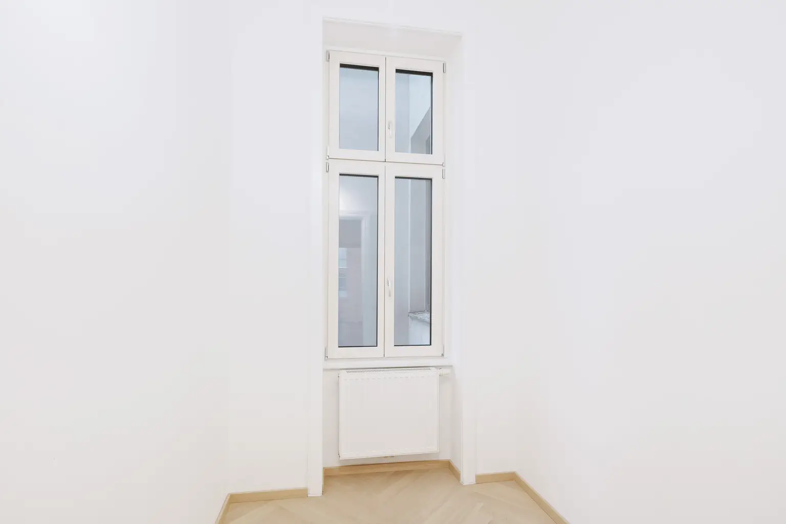 Stilvolle Altbauwohnung ca.107m² mit Balkon in Toplage 1070 Wien!