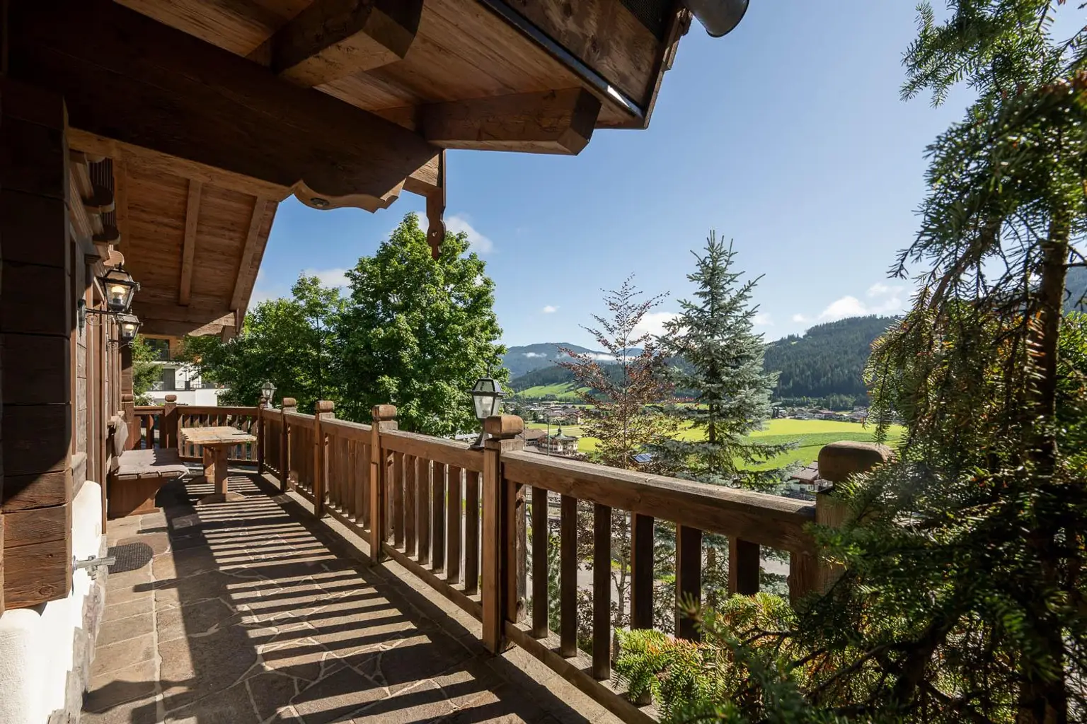 Exklusives Landhaus mit traumhaftem Ausblick in Flachau