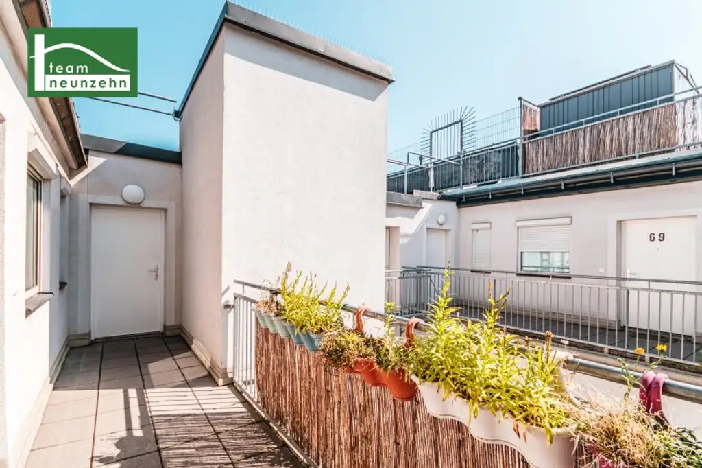 EIGENBEDARF ODER INVESTMENT MIT ca. 3,5% RENDITE! SEHR GUTER ZUSTAND! SANIERTE & MÖBLIERTE DACHGESCHOSS-WOHNUNG INKL. KÜCHE! SOFORT BEZIEH- ODER VERMIETBAR!