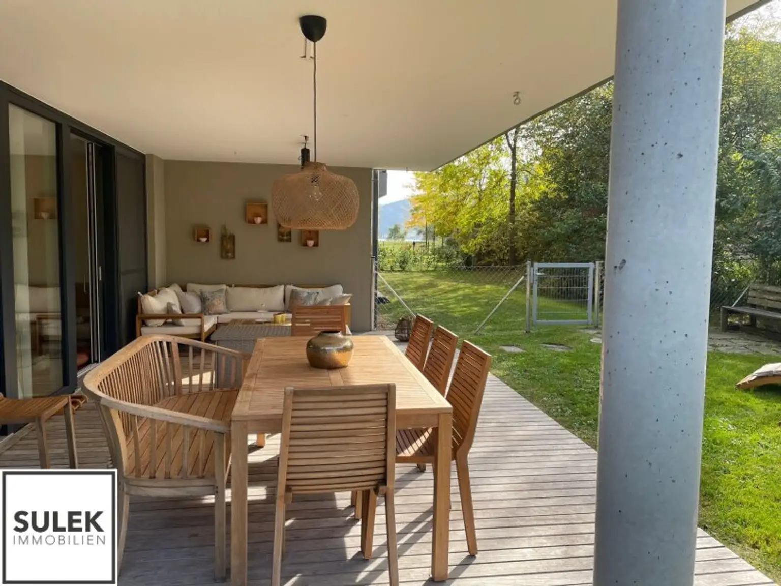Attersee am Attersee: 2,5 Zimmer-Gartenwohnung mit Pool & Golfplatznähe – 250m zum Attersee | Jahresmiete