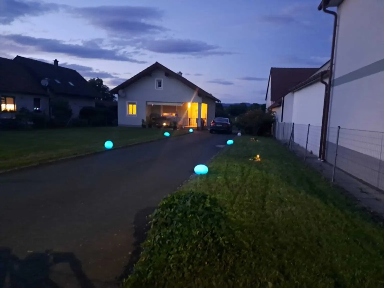 Wohnen auf einer Ebene: Gepflegtes Haus mit Garten und Doppelgarage in Unterwart