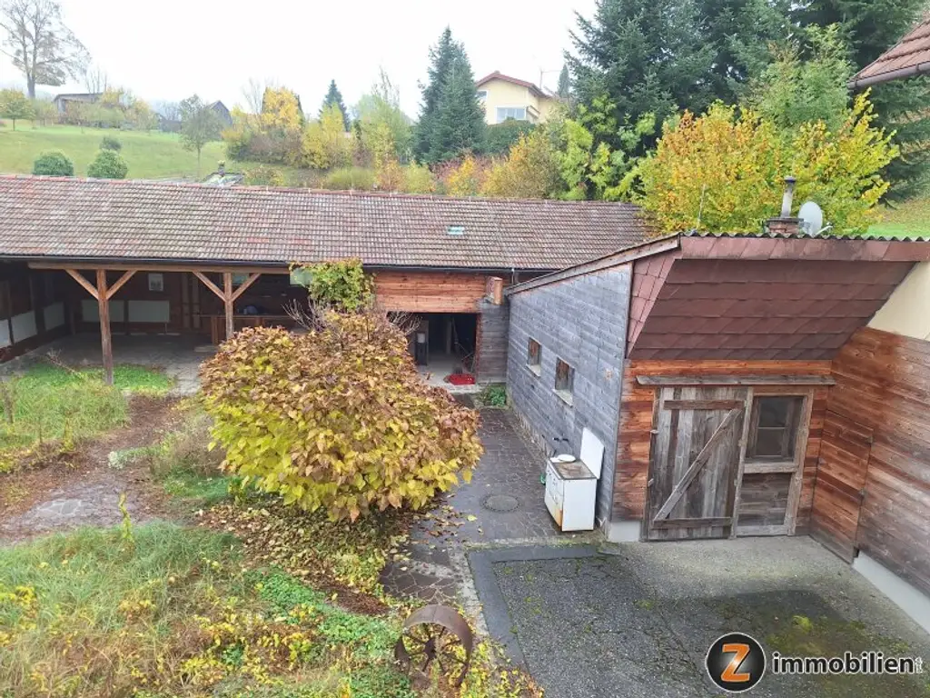 Wolfau: Zentral gelegene großzügige Liegenschaft zur Sofortübernahme