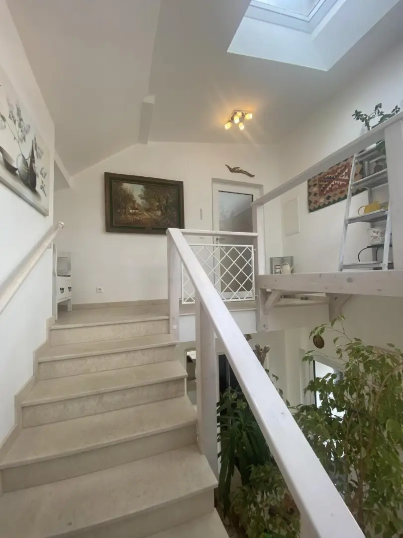 "Außergewöhnliche Mietwohnung im Grünen"