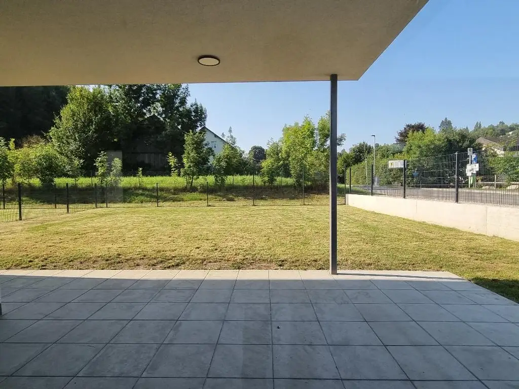 NEUBAU - DOPPELHAUSHÄLFTE IN SONNIGER LAGE