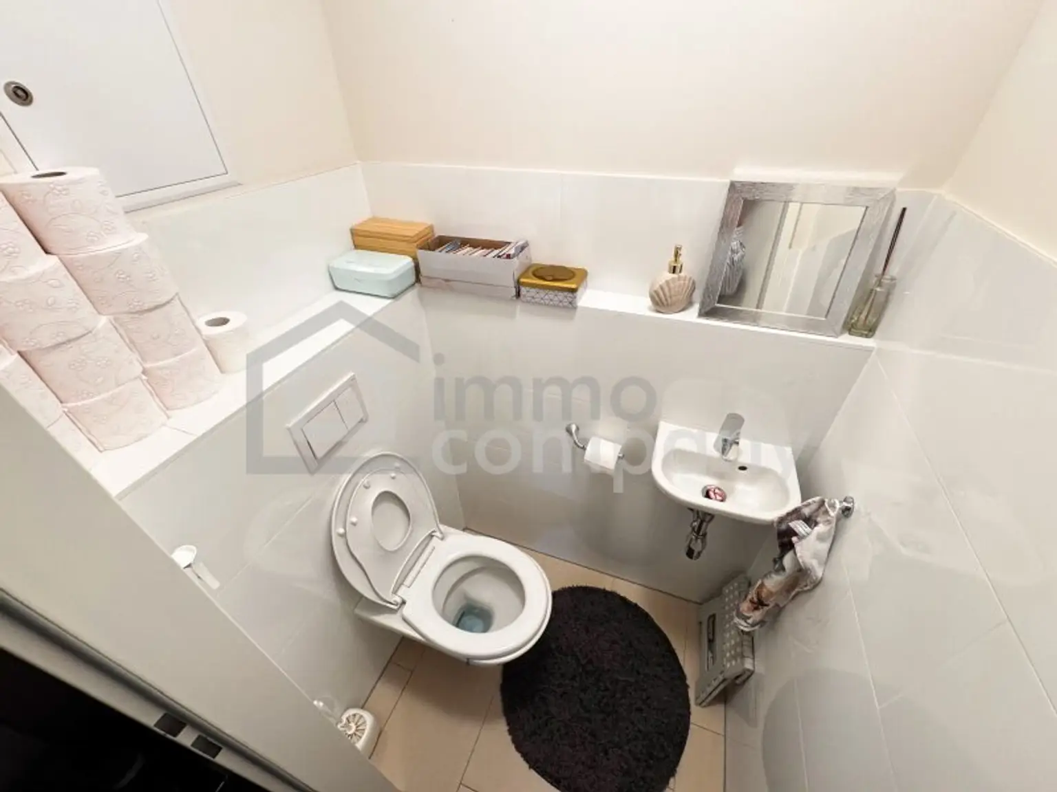 NEUWERTIGE WOHNUNG MIT ZWEI BALKONEN! Ihr neues Zuhause in Wien!