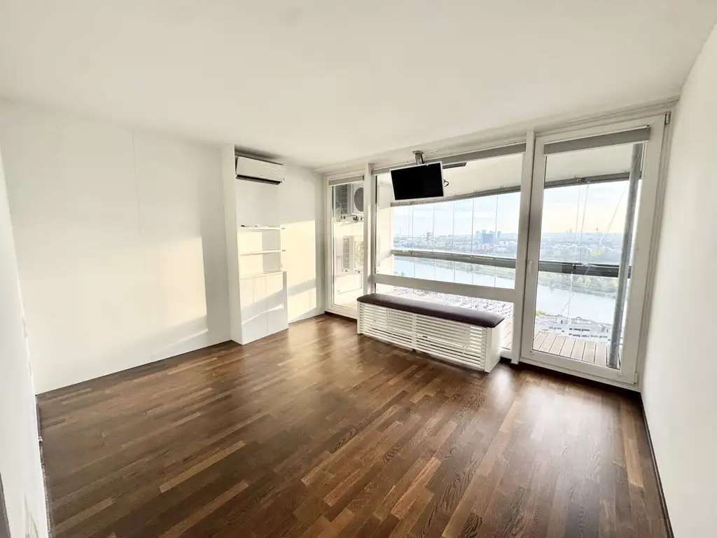 Provisionsfrei: U1 Donauinsel - Schnäpphen Hit! Außergewöhnliche Liegenschaft inklusive täglichem Urlaubsfeeling