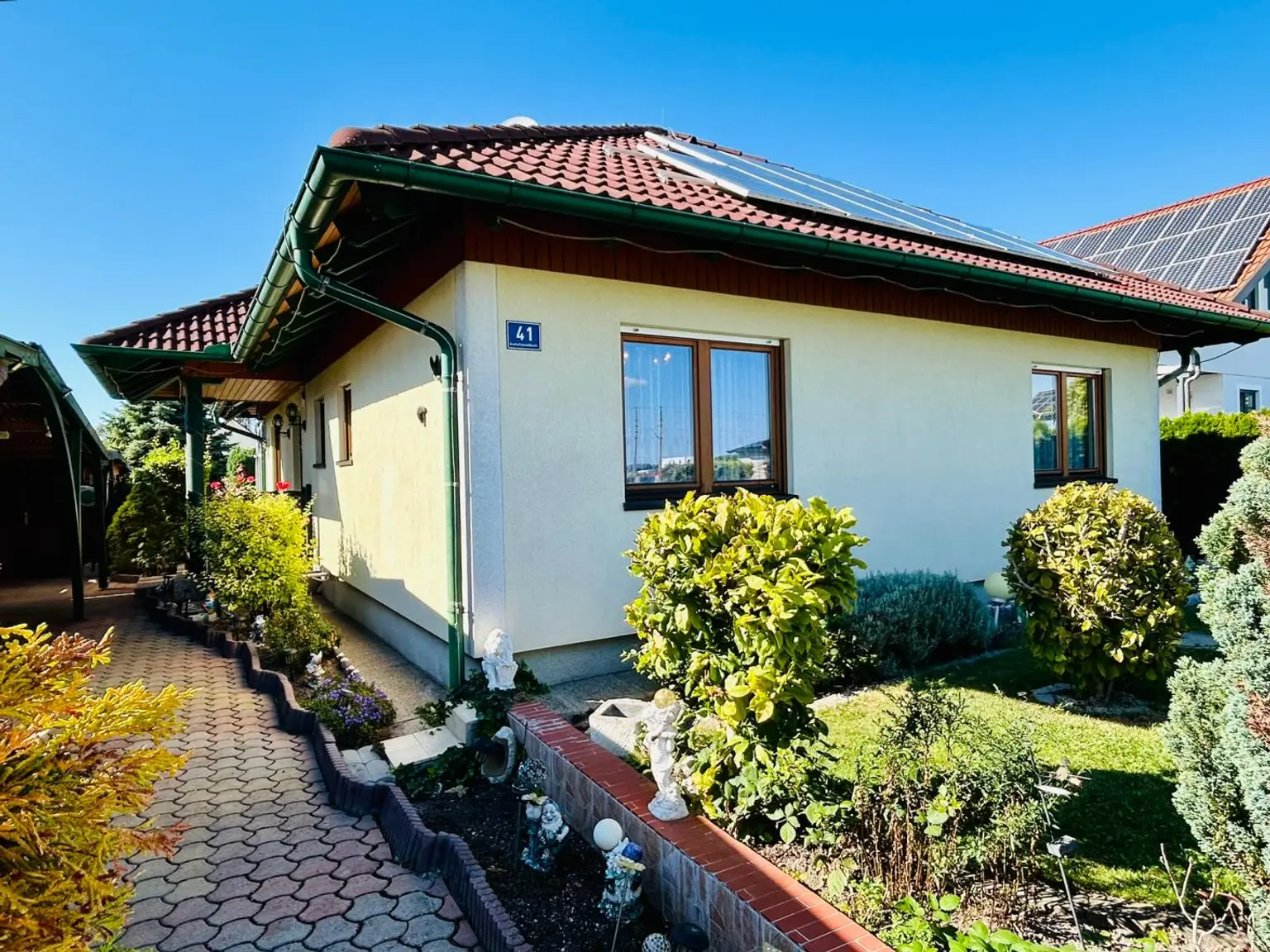 Der Familien-Bungalow! 5 Zimmer, Photovoltaik, toller Garten!