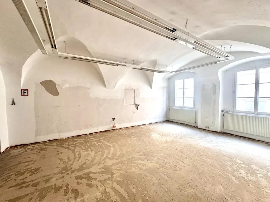 FLAIR *43 m² WORKSPACE + BENEFITFLÄCHEN *ENGE GASSE