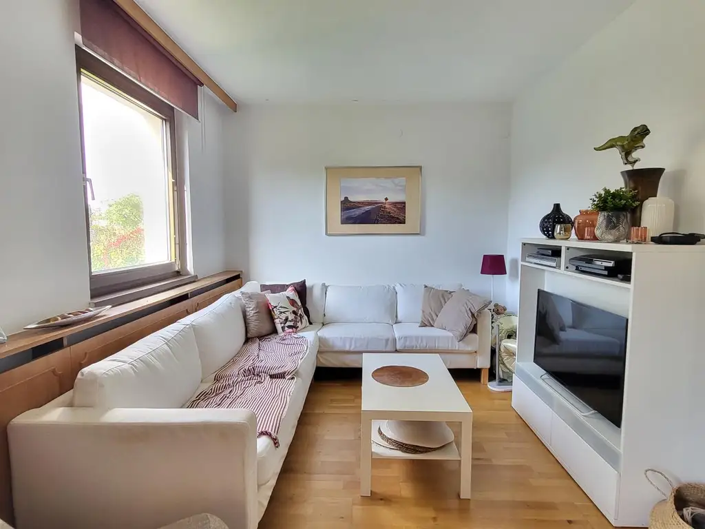 GEMÜTLICHES EINFAMILIENHAUS IN RUHIGER SIEDLUNGSLAGE