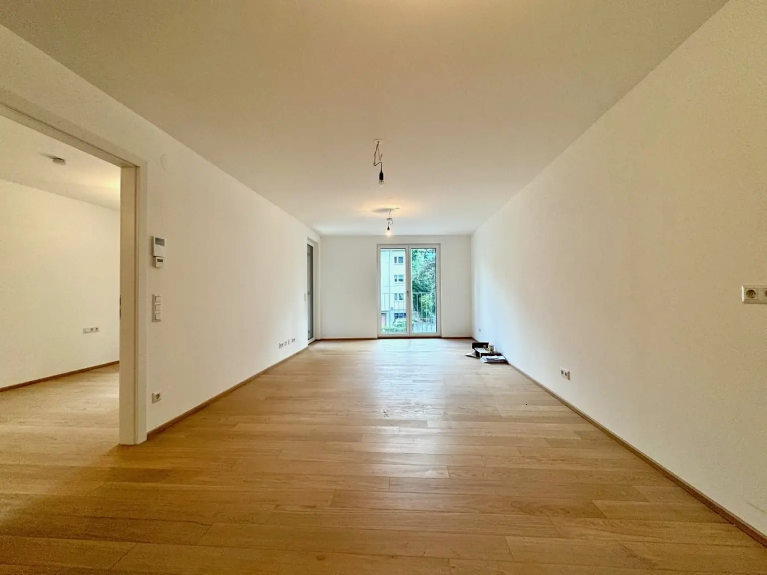6 | ++ NEU ++ Wohlfühloase - ZWEI Zimmer mit BALKON wartet auf Sie | Prima Service Immobilien