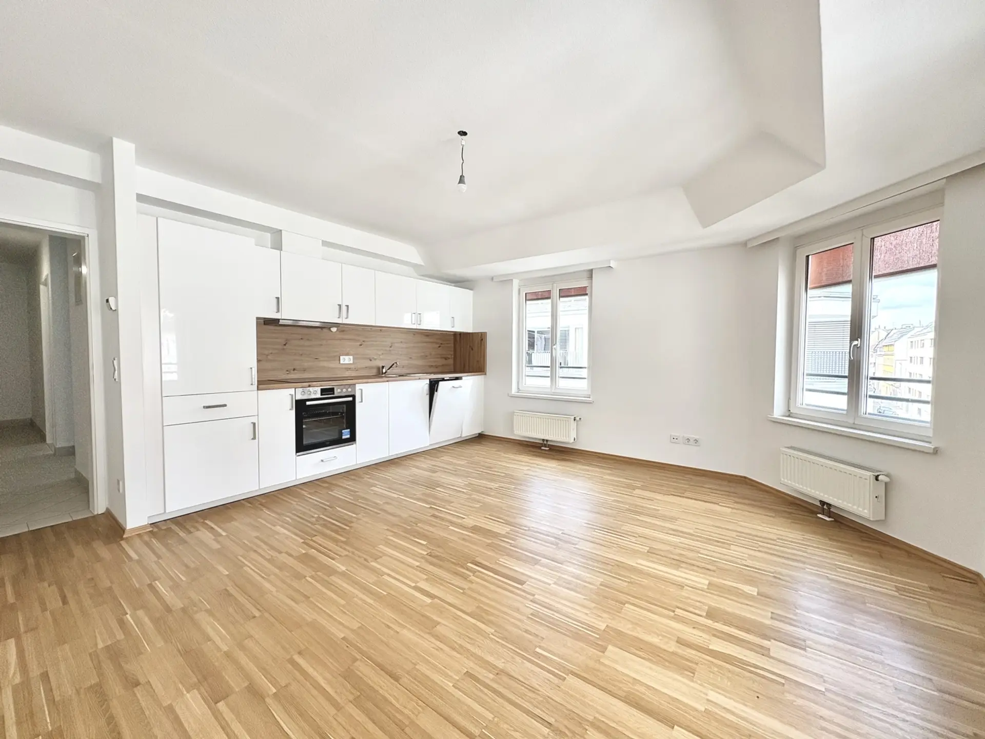 20250327_110038690_iOS