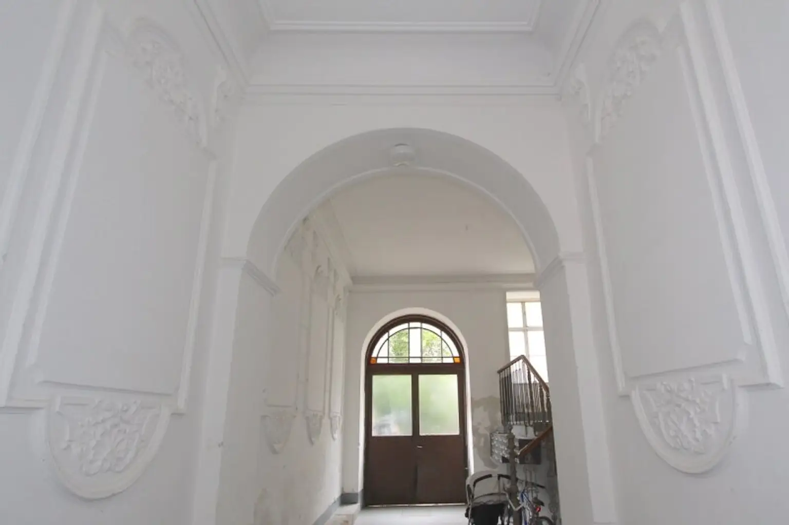 ALTBAU zu SANIEREN, SONNIG und RUHIG NÄHE U3 !