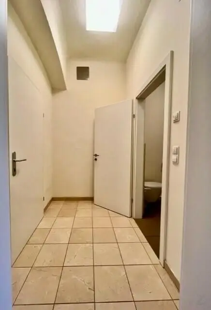 Altbau-Garconniere: Nähe FH-Joanneum im 3.OG ohne Lift - ab 1.12. beziehbar