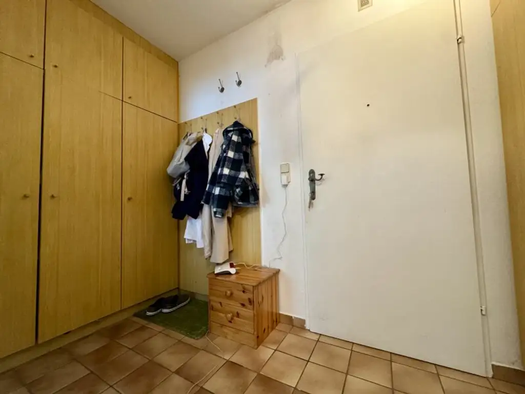 Hübsche Starterwohnung mit Balkon und Autoabstellplatz in perfekter Lage!
