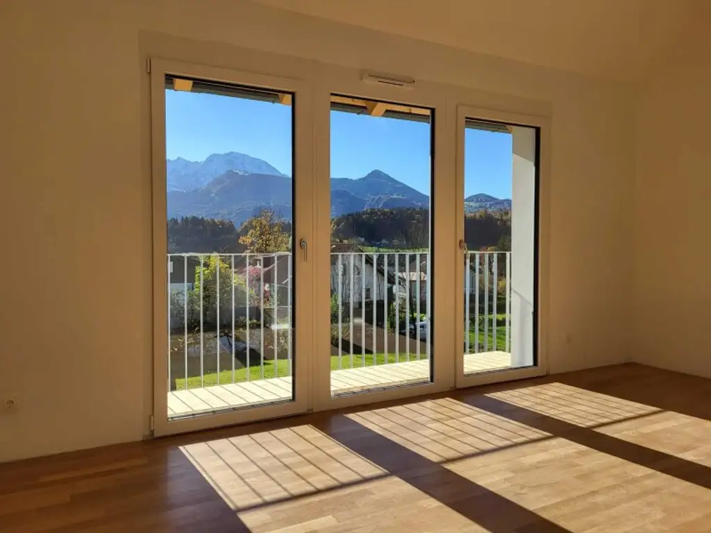 Modernes Eckreihenhaus in Adnet