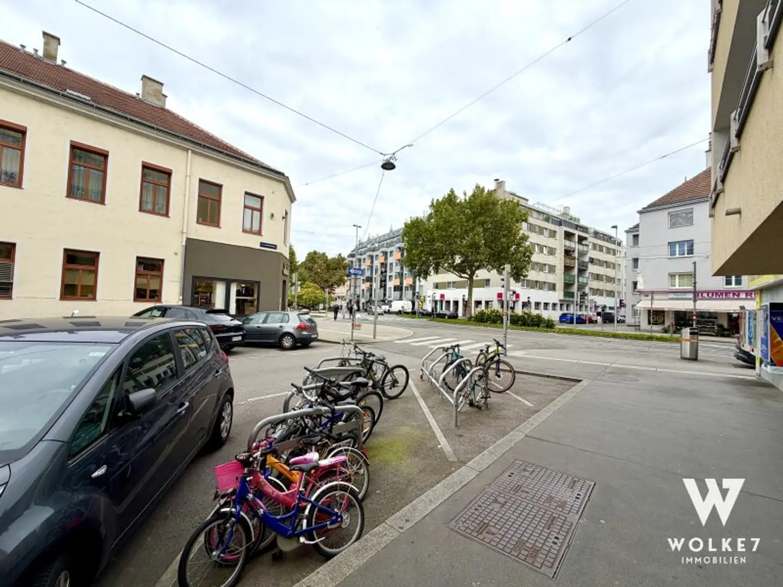 Zu vermieten: 1-Zimmer | großer Balkon | Hoßplatz 25er 26er | Keine Ablöse