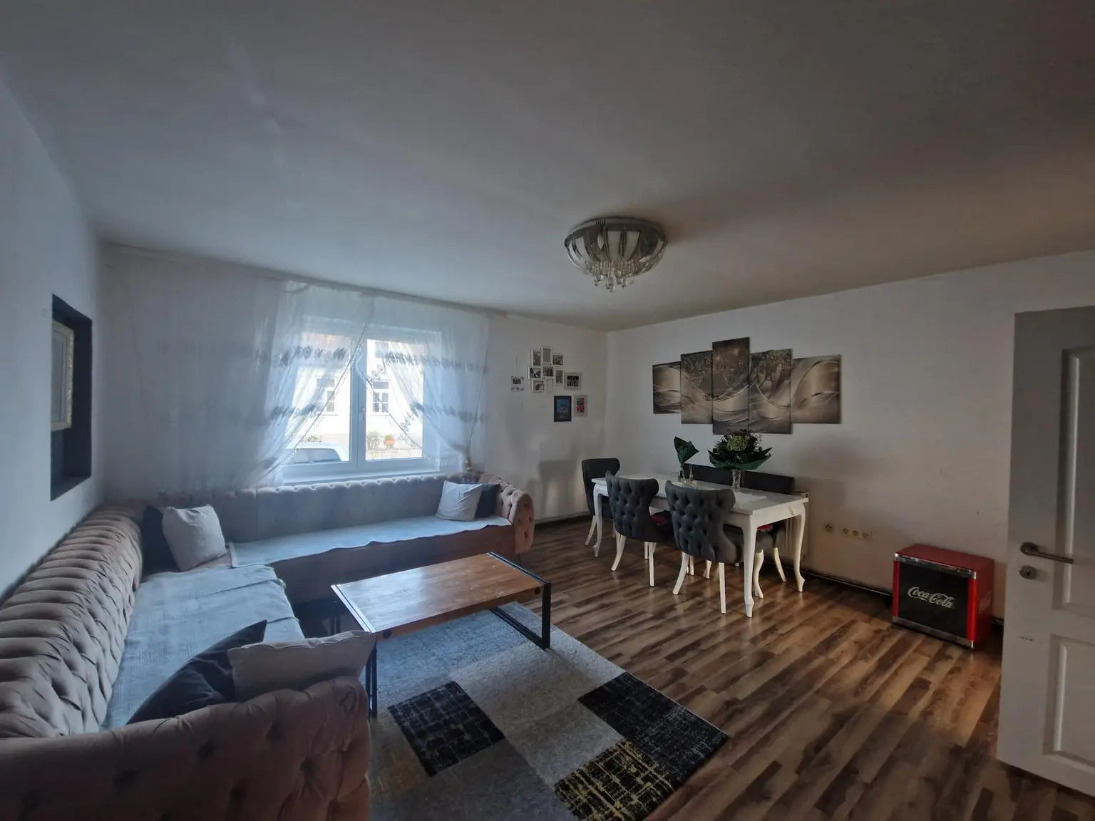 SANIERUNGSBEDÜRFTIGER BUNGALOW MIT TRAUMHAFTEM GARTEN ODER IHR BAUGRUNDSTÜCK FÜR IHR TRAUMHAUS IN ALLERBESTER WOHN- UND ZENTRUMSLAGE VON ABSDORF