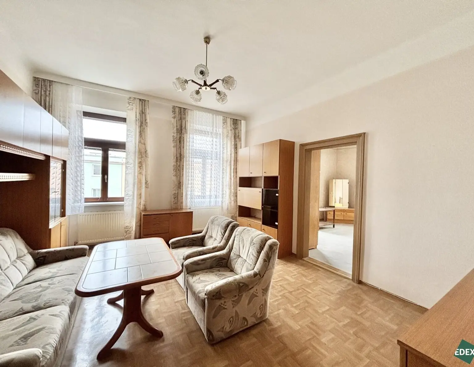 Sanierungsobjekt mit Parkblick - 2 Zimmer in 1140 Wien