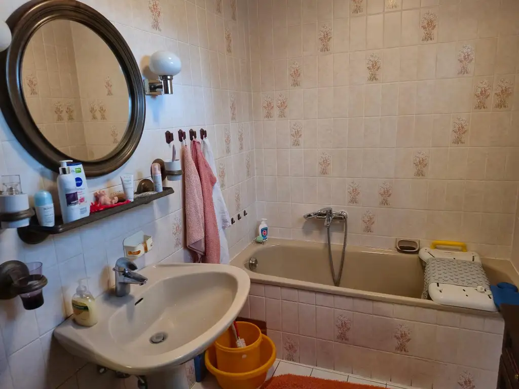 ROMANTISCHES EINFAMILIENHAUS IN BESTER LAGE