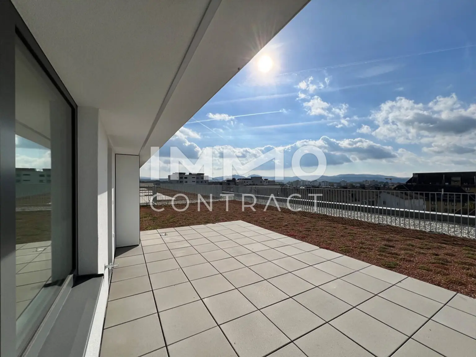 54,19qm 2ZI - Dachgeschoss 21,68qm Terrasse, 29qm Gründach u.14,07qm Balkon