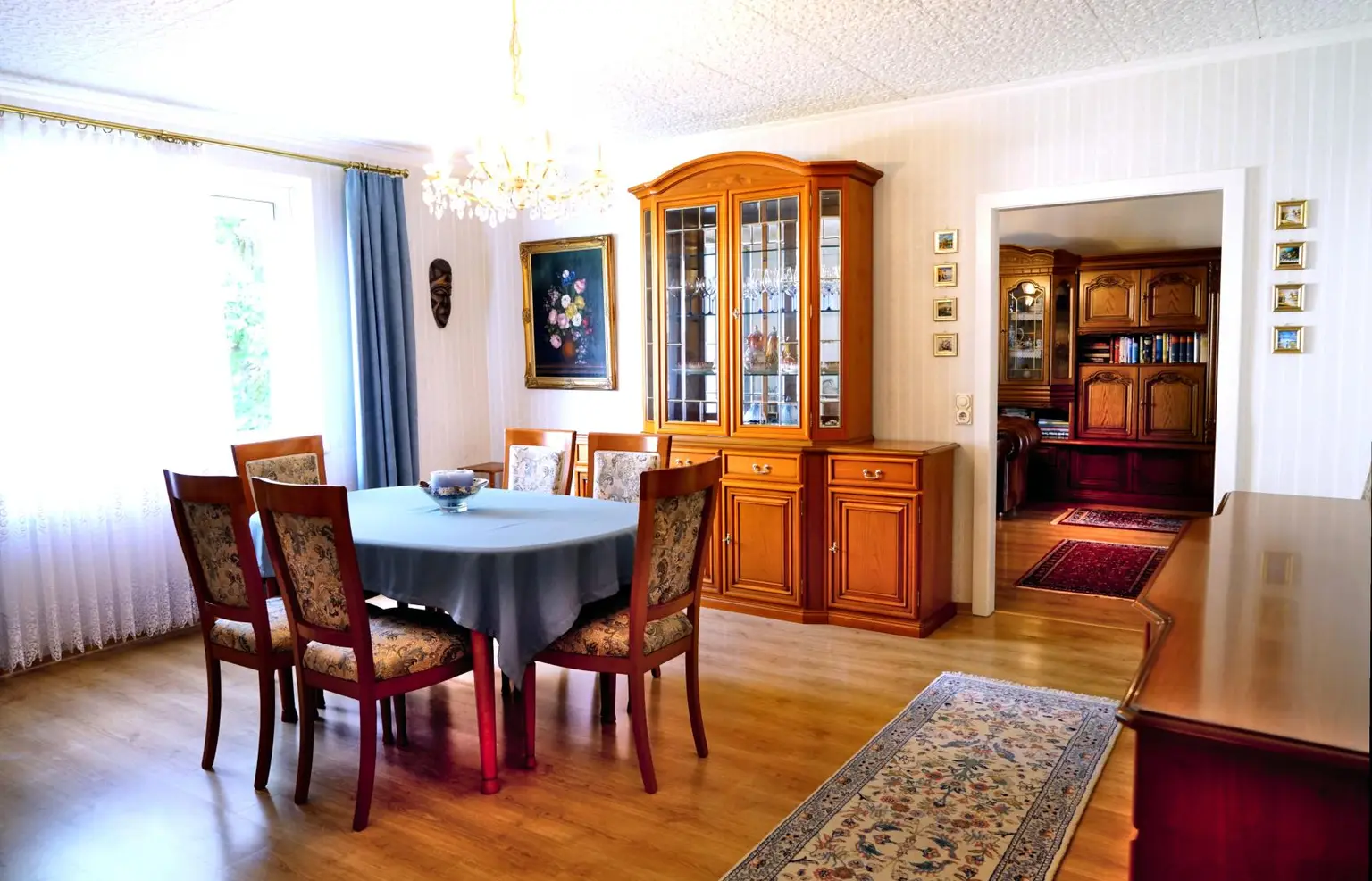 Preisreduktion! Berndorf bei Baden - Top-gepflegte 2 1/2 Zimmer-Wohnung mit Loggia!