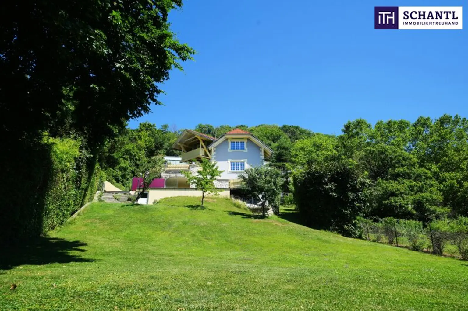 EINZIGARTIGER WOHLFÜHLFAKTOR! Exklusives Einfamilienhaus in Eggenberg mit Pool, XL-Terrasse & Traumgarten – Ihre private Oase in Graz!