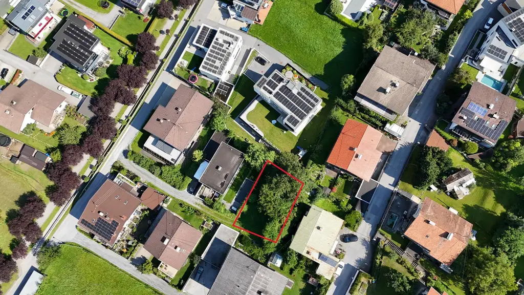Sensationelle Gelegenheit: 303 m² Baugrund mit Garage in bester Lage von Zams!