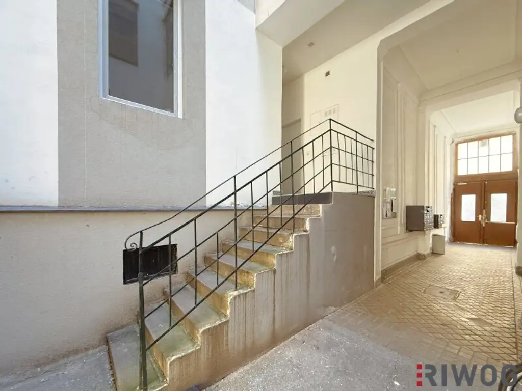 Baubewilligter Rohdachboden nahe U3