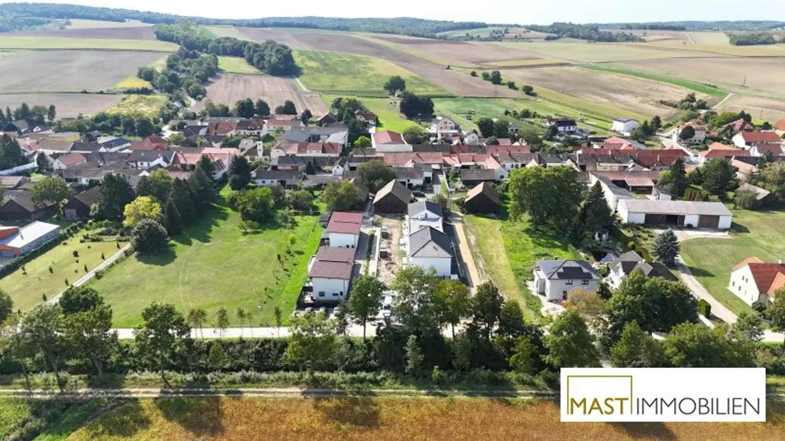 In Kürze verfügbar - 3 Zimmer Garten- bzw. Balkonwohnungen inkl. EWE Einbauküche und KFZ Stellplatz