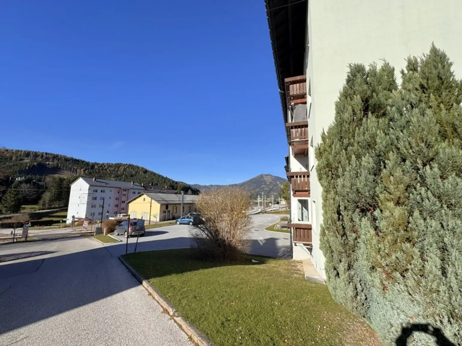 SONNIGES 4-ZIMMER-NEUBAU-EIGENTUM MIT LOGGIA