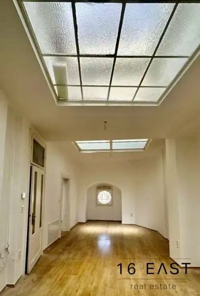 Rarität in Wien: Exklusives Dachgeschoss + Rohdachboden mit Enwicklungspotential + unverbaubarem 360°-Panoramablick über Wien