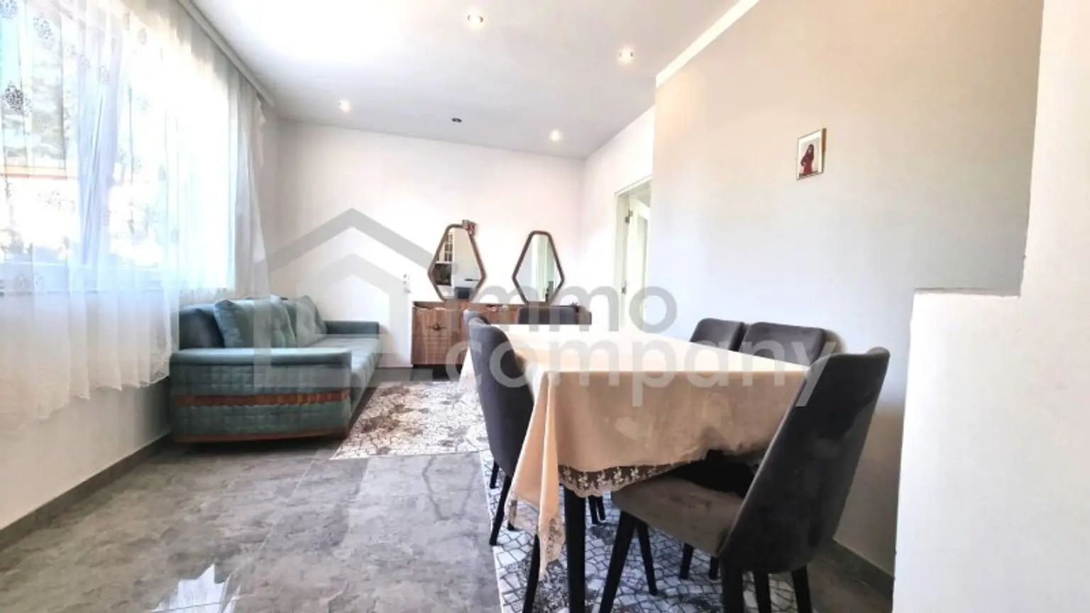 WIE NEU!! Komplett saniertes Einfamilienhaus mit Charme und viel Platz