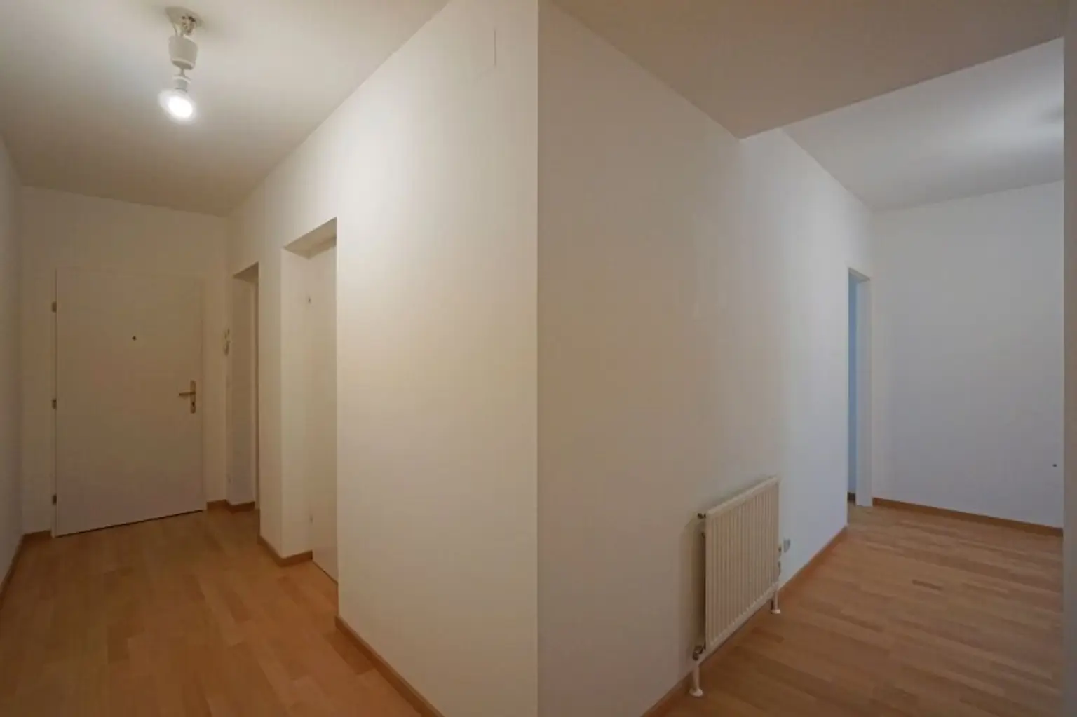 Barrierefreie 4-Zimmer-Gartenwohnung Nähe Auhofcenter und S-Bahn