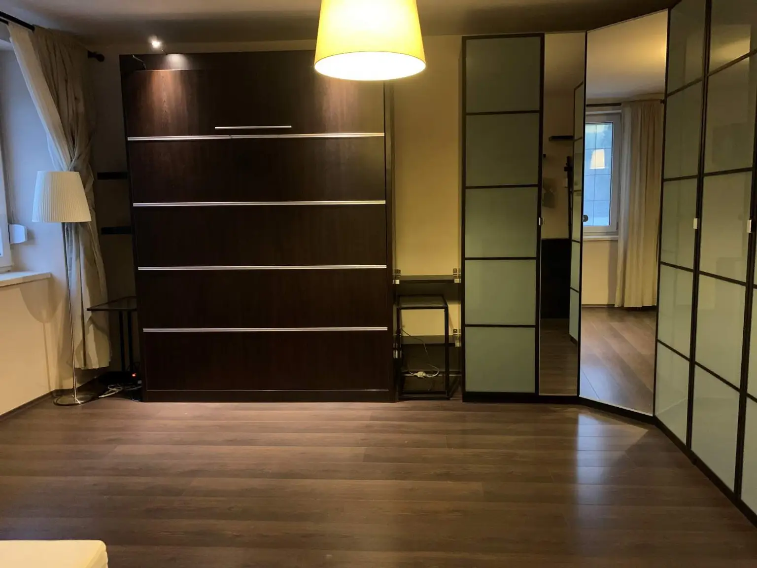 Charmante, vollmöblierte 1-Zimmer-Wohnung!
