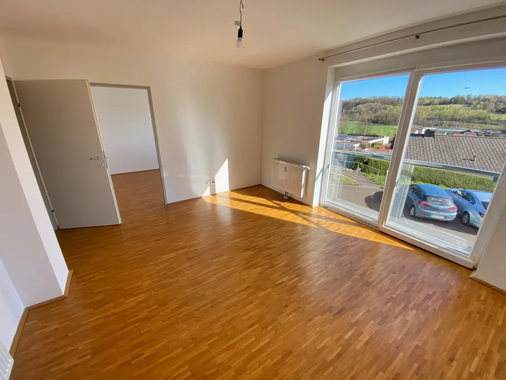 2 ZIMMERWOHNUNG IN MITTERTREFFLING