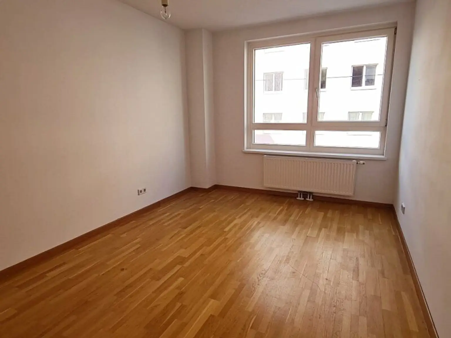 TANBRUCKGASSE - ROLLINGERGASSE, 54 m2 Neubau, 2 Zimmer, Komplettküche, Wannenbad, Parketten, Bahnhof Meidling