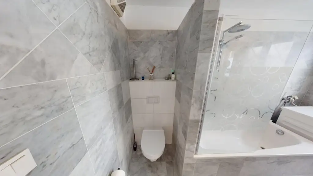 Modernes Wohnen mit Charme – Maisonette in Toplage Döblings, PROVISIONSFREI