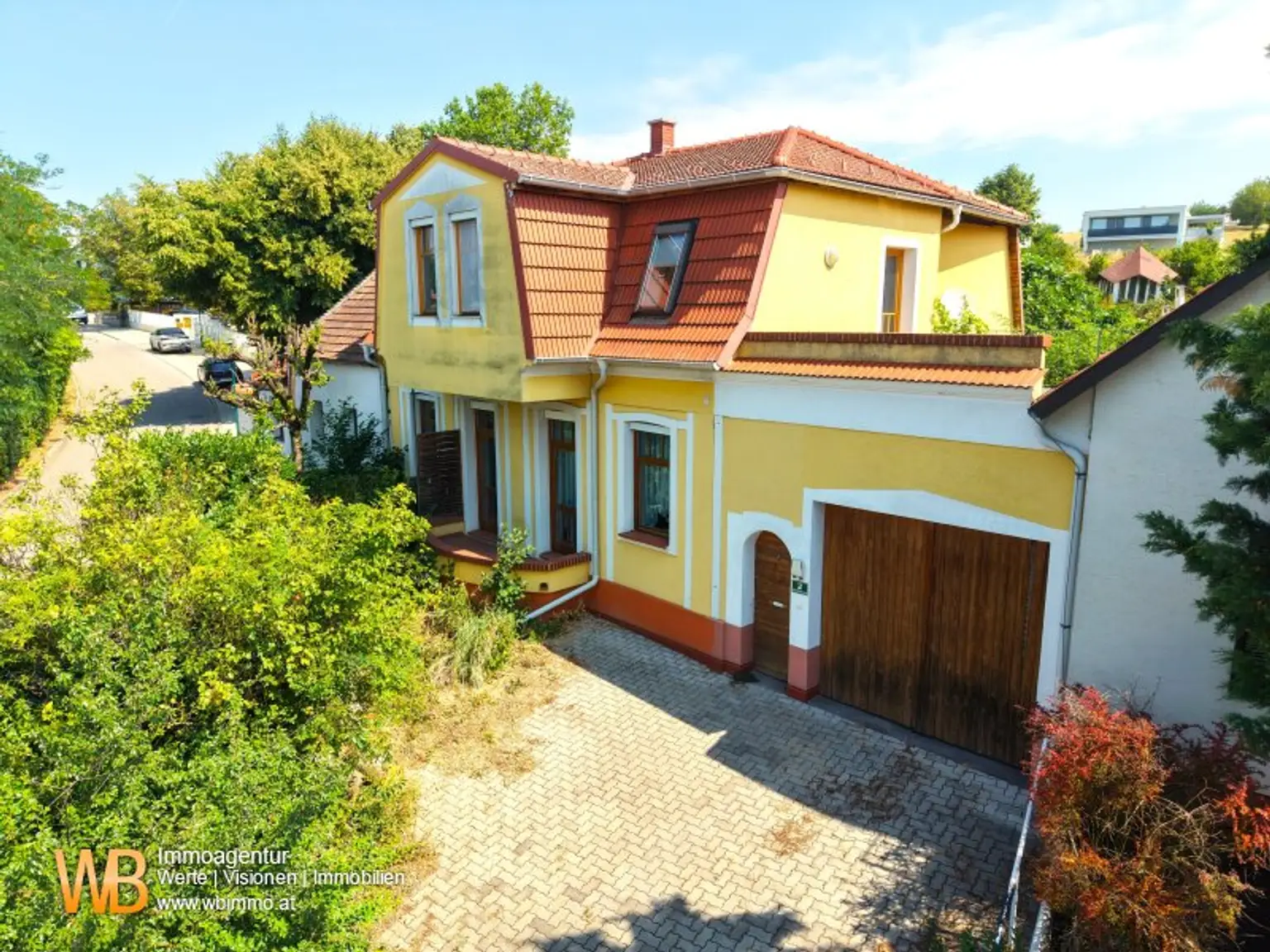 230m² Wohnnutzfläche, 3 Terrassen, 10 Zimmer; Zentrum Neusiedl am See mit Seeblick