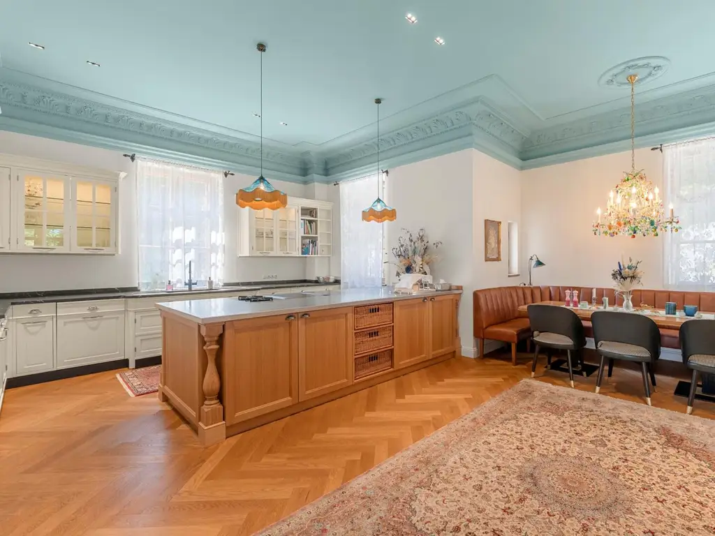 Alt-Eggenberg - Historische Villa mit atemberaubendem Stadt- und Uhrturmblick | Old-Eggenberg - Historic villa with breathtaking views of the city and clock tower
