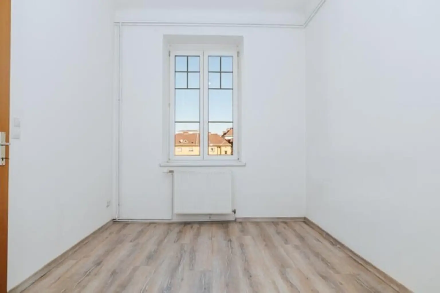 MODERN ERNEUERT I TOP-LAGE BEI DER FH JOANNEUM I BESTE ANBINDUNG MIT STRASSENBAHN I CHARMEVOLLER ALTBAU I 2. STOCK MIT LIFT I HAUSTIERFREUNDLICH I PROJEKT WOHNEN I