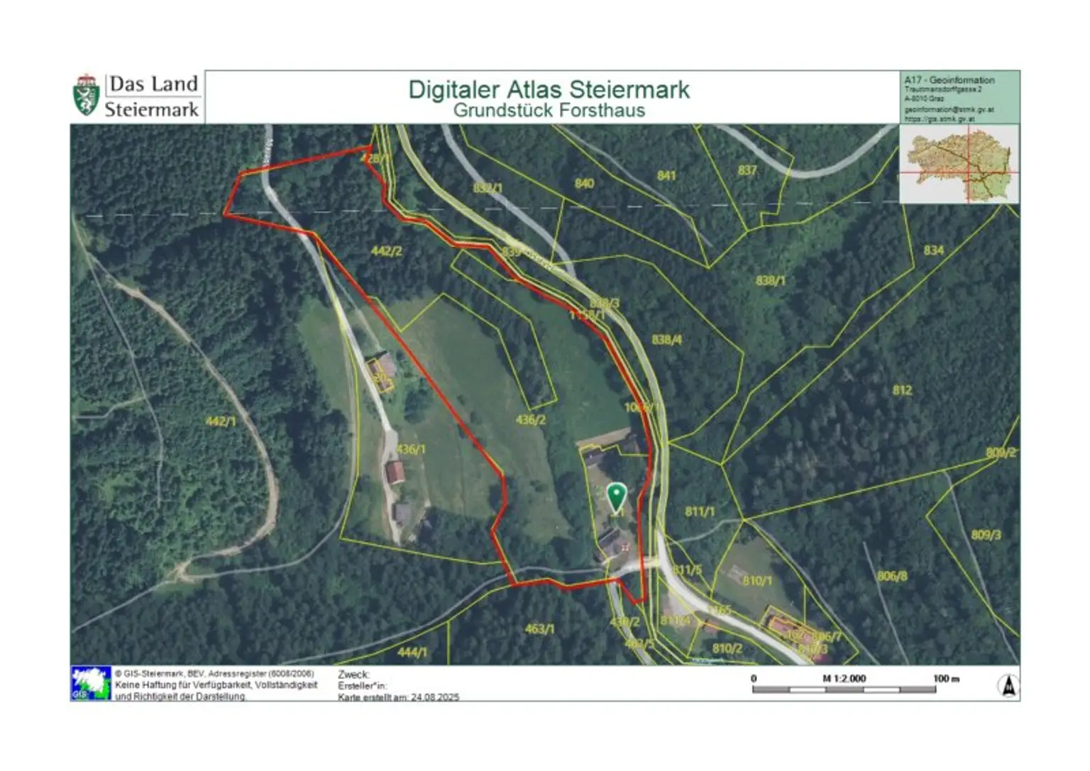 Ehemaliges Forsthaus mit Wirtschaftsgebäuden, allein und ruhig im Wald gelegen.