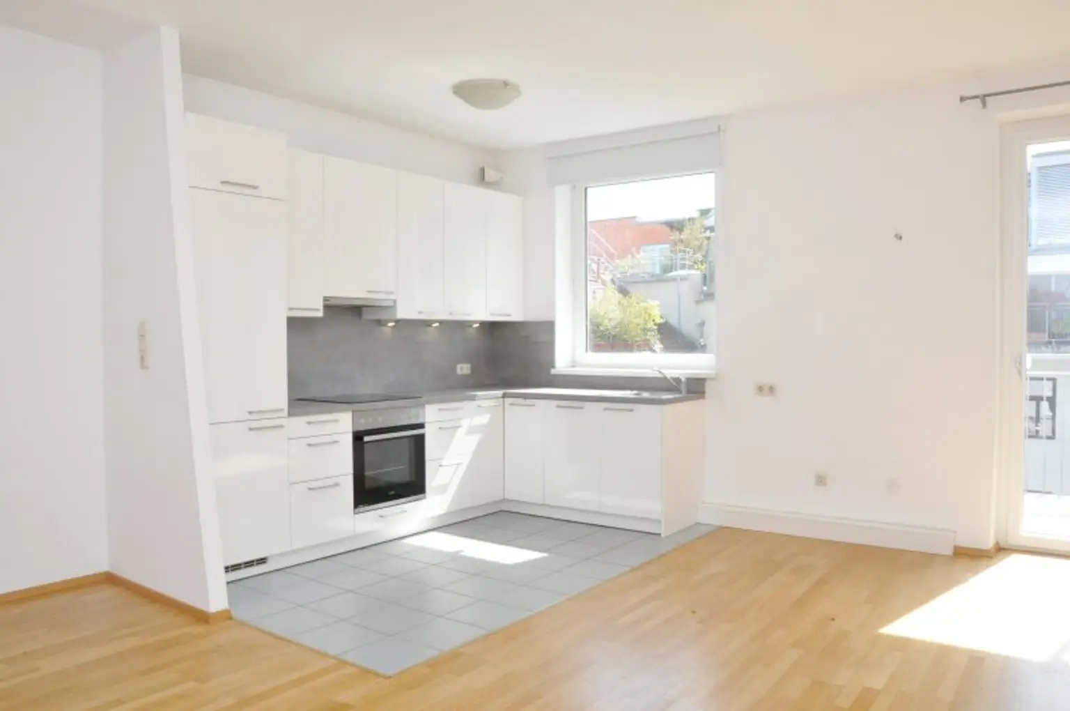 Helle 3-Zimmer Wohnung mit Balkon Nähe Donaukanal