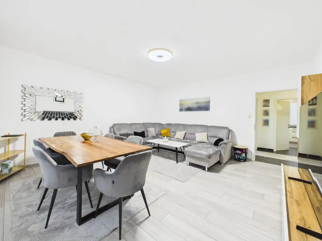 4-Zimmer Eigentumswohnung mit Balkon im Herzen von Wels – modernes Wohnen in Bestlage