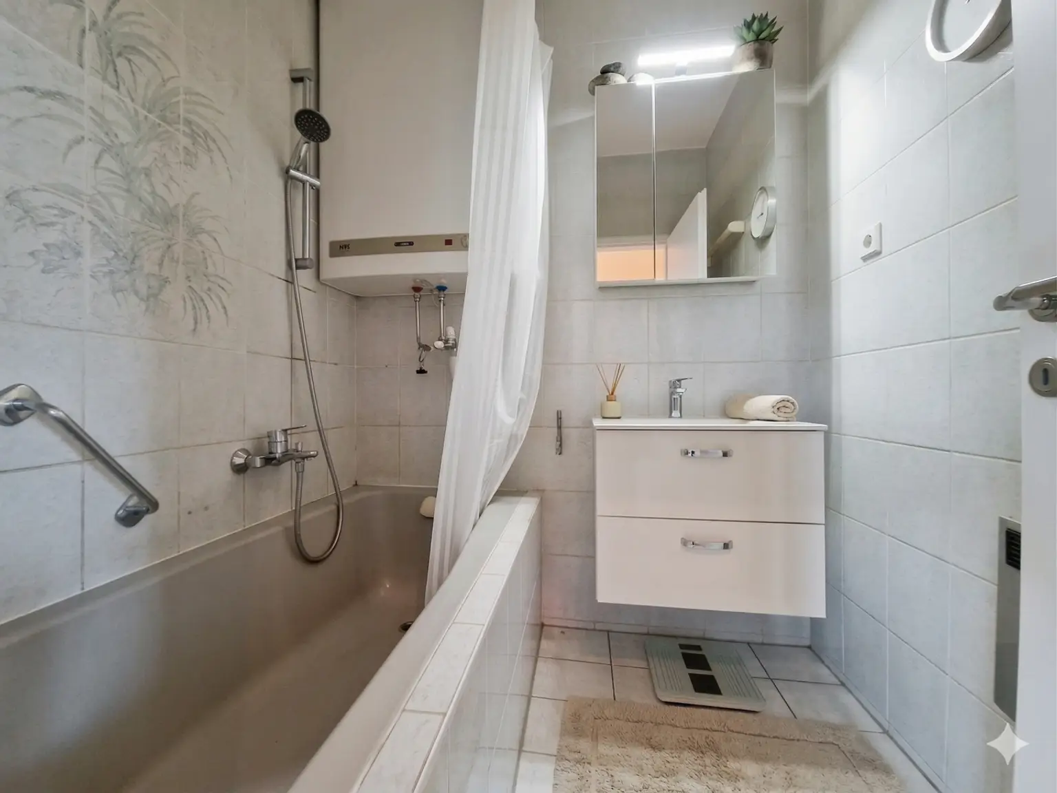 Bad mit Dusche