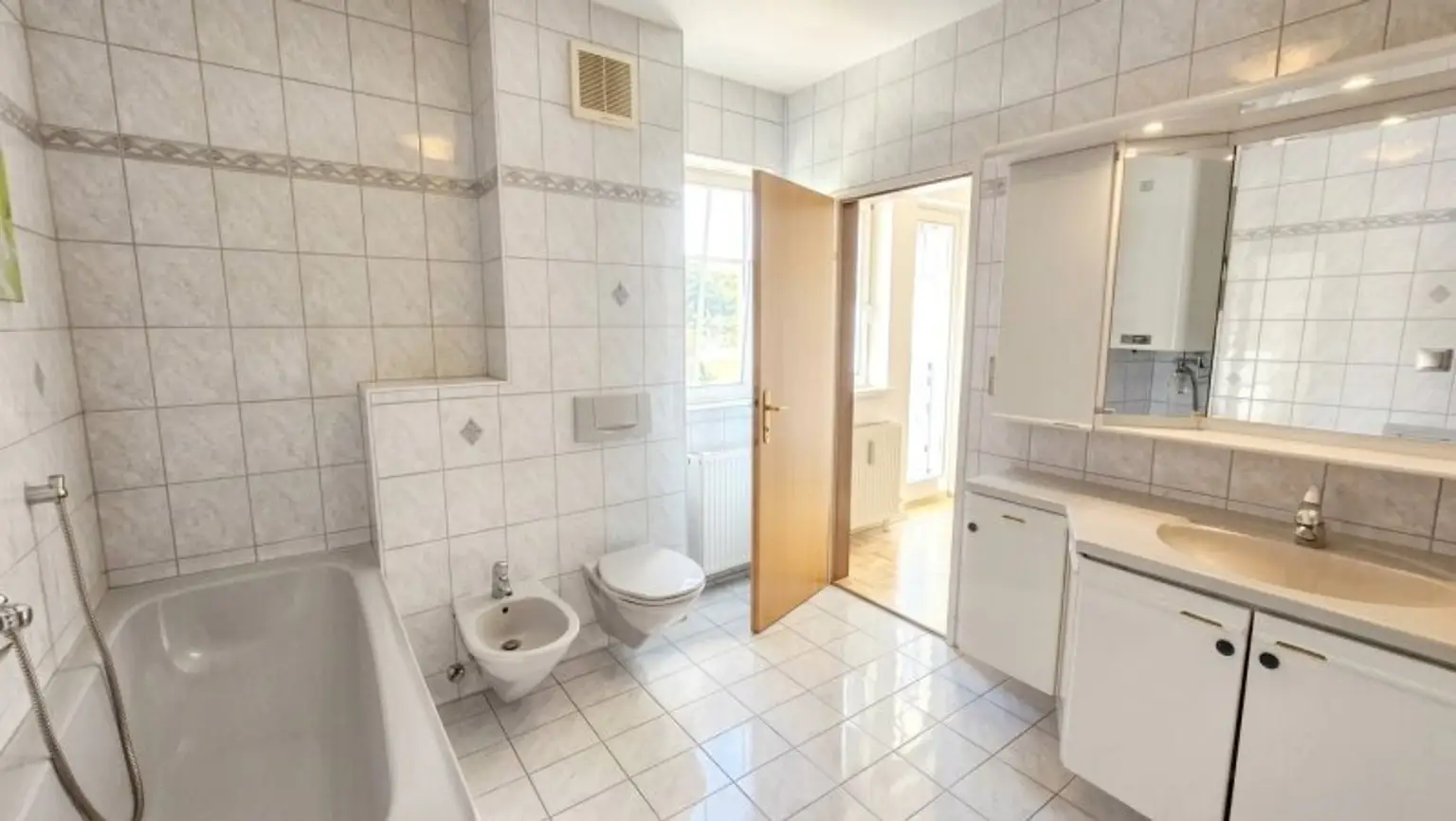 Badezimmer 1. Etage - Wohnung - Seeboden - kaufen